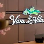 Viva La *